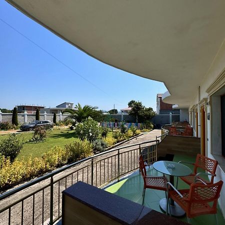 Ponari Apartments Rrotull Екстериор снимка
